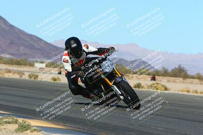 media/Mar-12-2022-SoCal Trackdays (Sat) [[152081554b]]/Turn 14 Inside (155pm)/